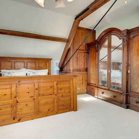 Mexborough Carnegie Library: Shakespeare Apartment 3 Bedroom מראה חיצוני תמונה