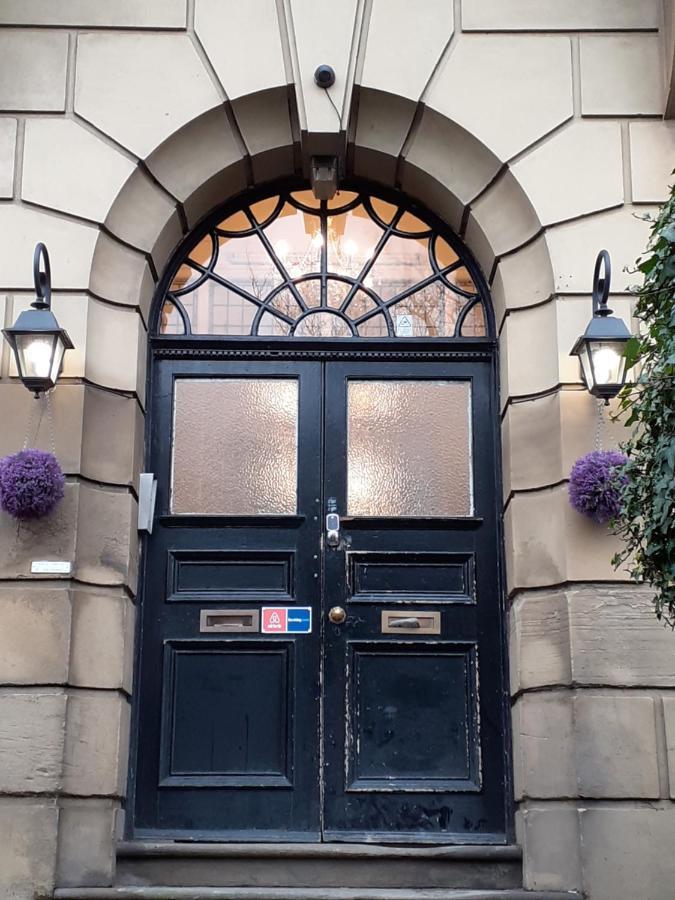 Mexborough Carnegie Library: Shakespeare Apartment 3 Bedroom מראה חיצוני תמונה
